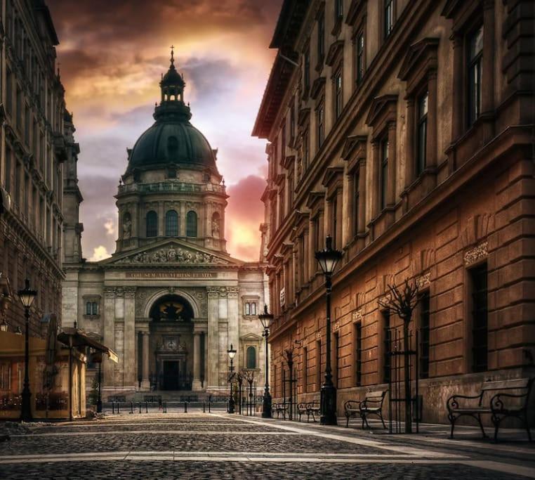 Parisian Soul In The Heart Of Budapesta Exterior foto